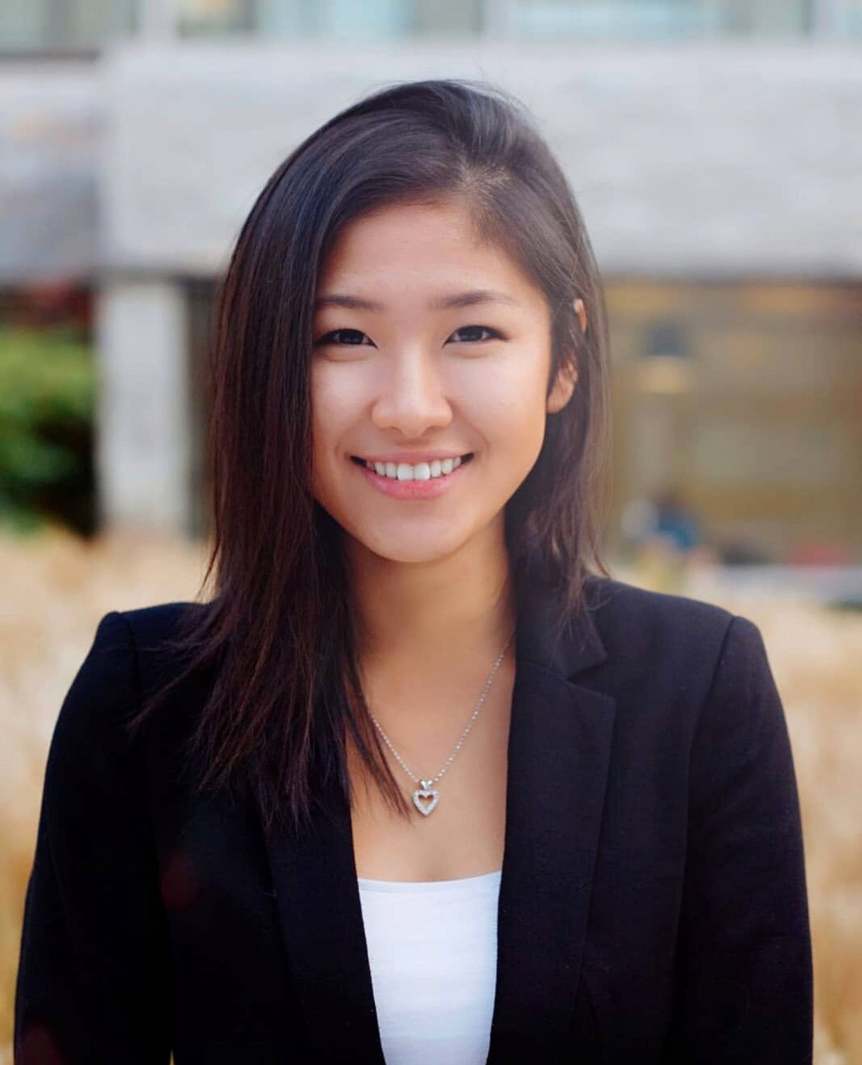 Alina Huang (photo)